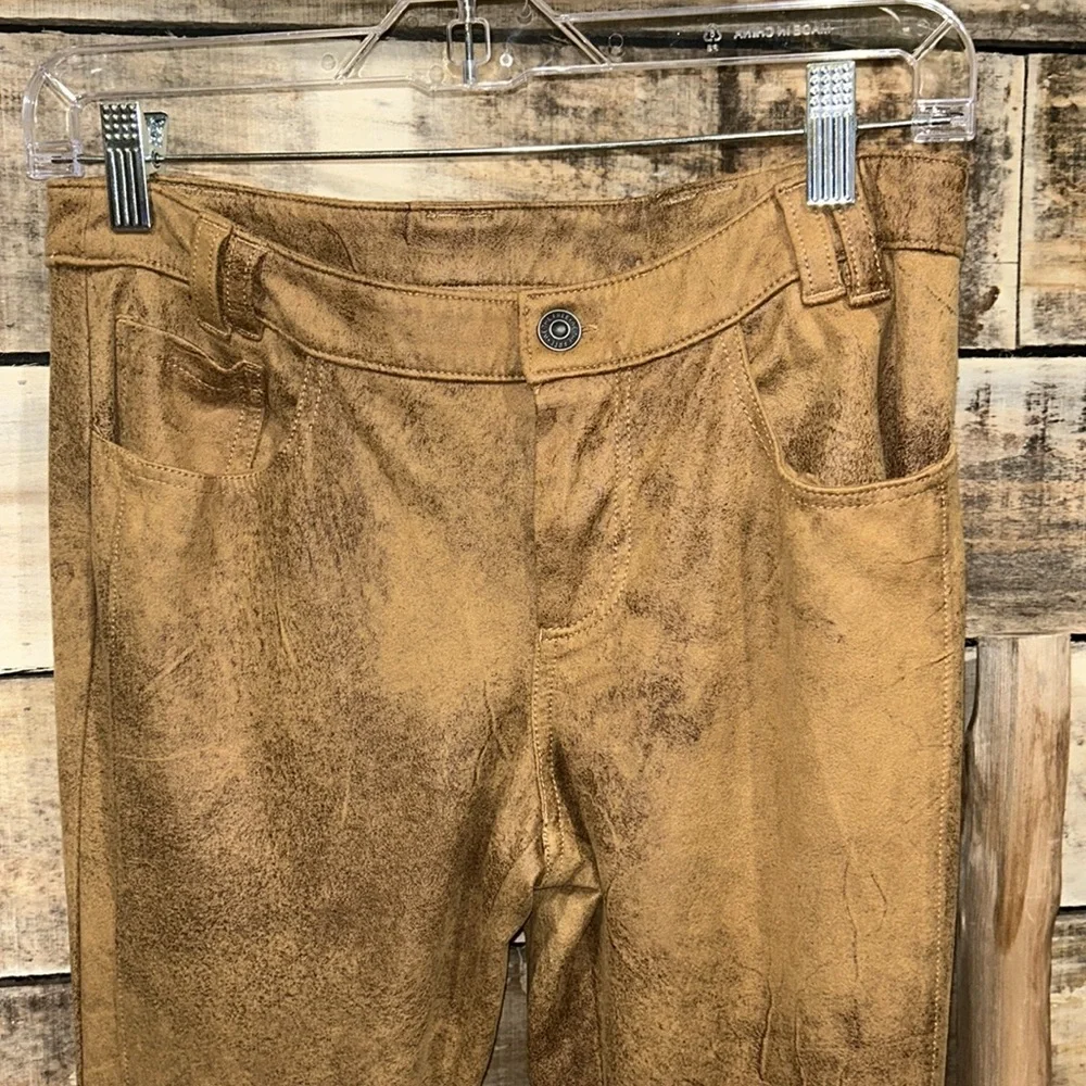 NWOT Free People On And On Low-Rise Vegan Flare Pants Size 4 Z401 - Picture 4 of 6